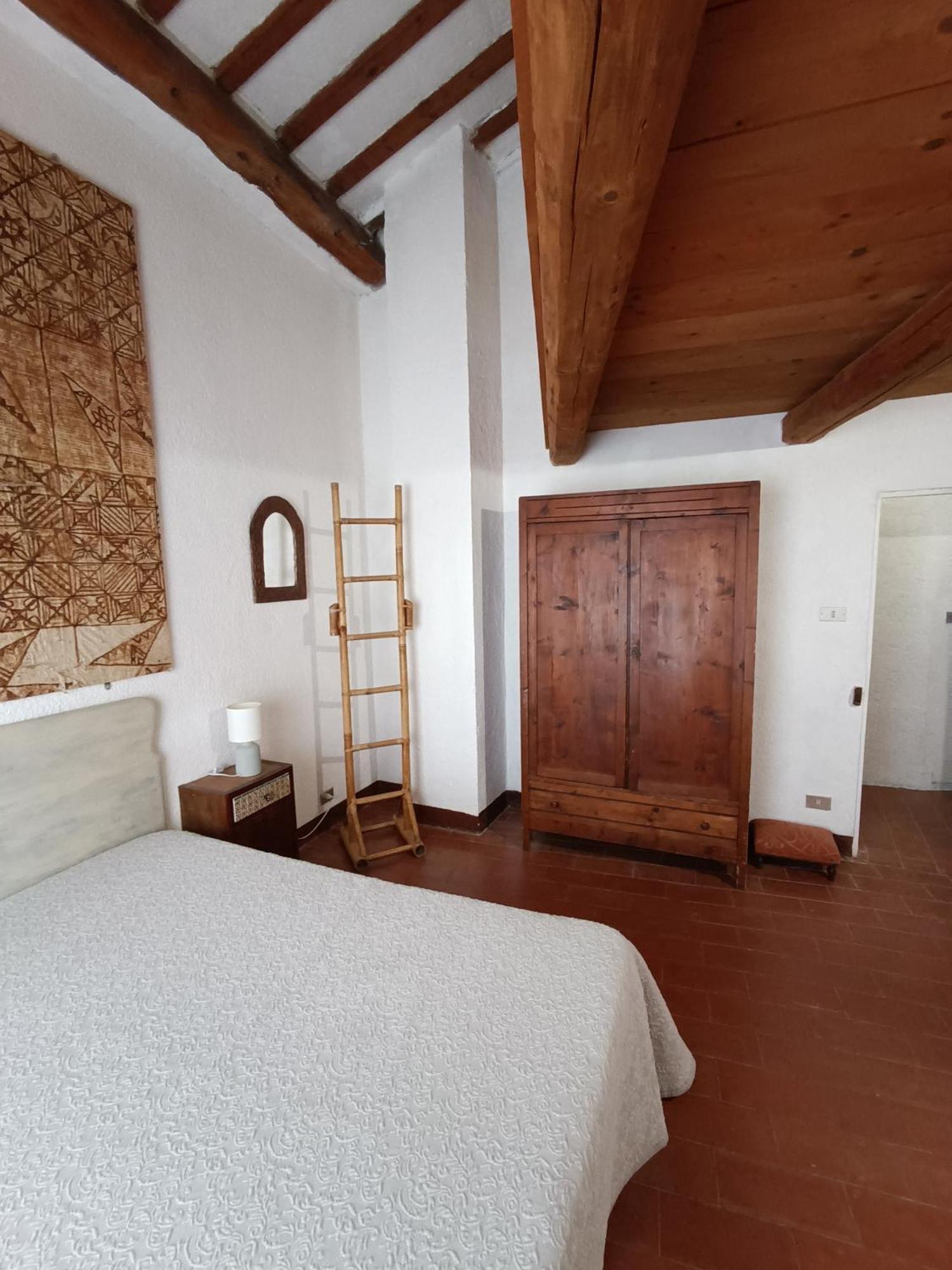 Pilgrim Rooms Gubbio Esterno foto